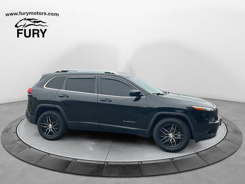 Used 2015 Jeep Cherokee Latitude w/ Cold Weather Group AWD/4WD image 1