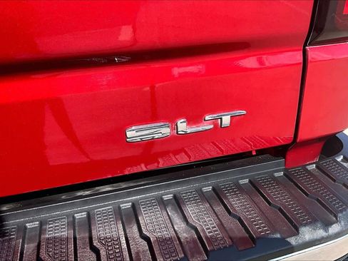 Used 2022 GMC Sierra 1500 SLT image 10