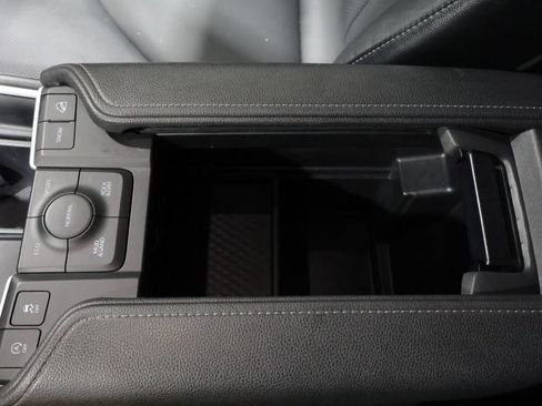Certified 2024 Toyota Grand Highlander AWD image 31