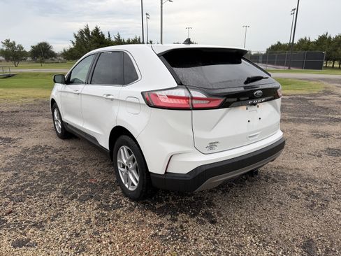 Used 2024 Ford Edge SEL w/ Convenience Package AWD/4WD image 11