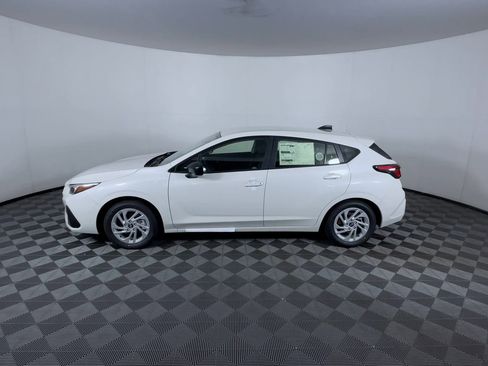 Used 2025 Subaru Impreza 2.0i image 5