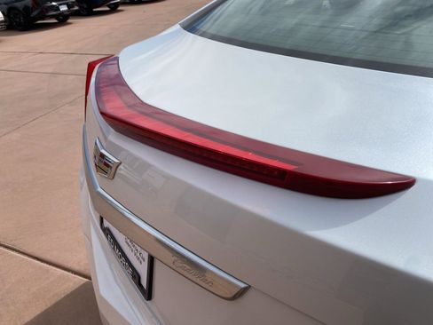 Used 2017 Cadillac XTS Luxury w/ Driver Awareness Package image 13