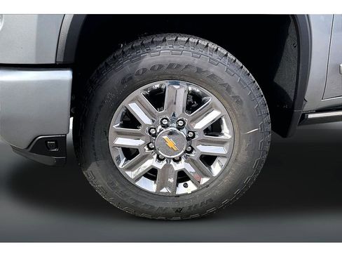 New 2026 Chevrolet Silverado 3500 High Country w/ High Country Premium Package AWD/4WD image 13