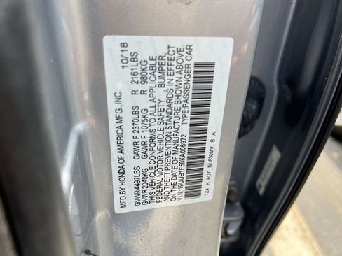 Used 2019 Acura TLX w/ Technology Package FWD image 32
