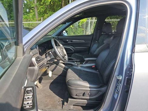 Used 2024 Kia Telluride EX X-Line AWD/4WD image 8