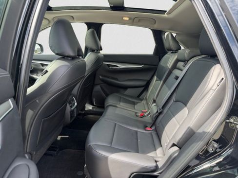Certified 2024 INFINITI QX50 Luxe AWD/4WD image 17