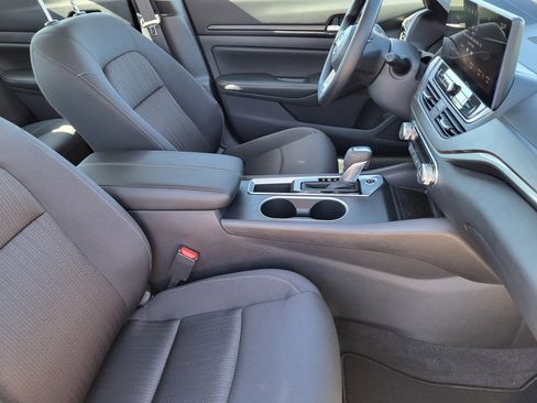 New 2025 Nissan Altima 2.5 SV w/ SV Special Edition Package image 10