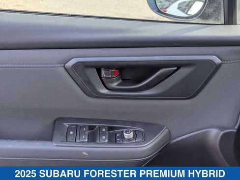 Certified 2025 Subaru Forester Premium AWD/4WD image 13