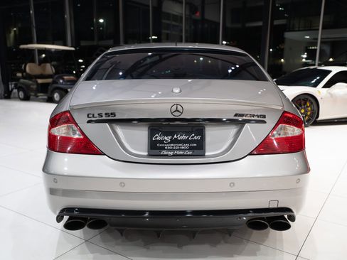 Used 2006 Mercedes-Benz CLS 55 AMG image 3