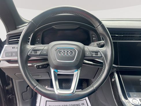 Used 2019 Audi Q8 Premium Plus AWD/4WD image 11