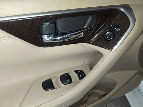 Used 2014 Nissan Altima 2.5 SL w/ Technology Package image 13