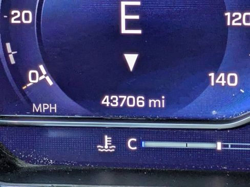 Used 2024 Chevrolet Silverado 1500 LT Trail Boss w/ Protection Package image 24