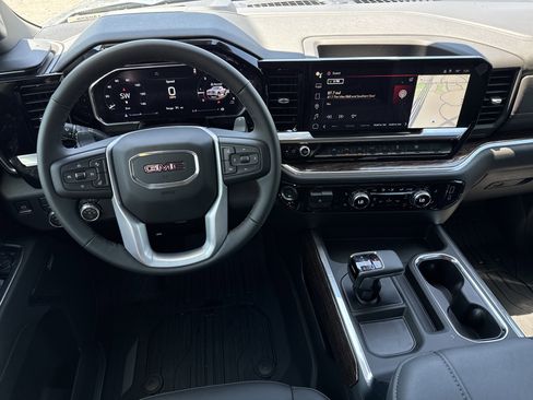 New 2026 GMC Sierra 1500 Elevation w/ Elevation Premium Package AWD/4WD image 18