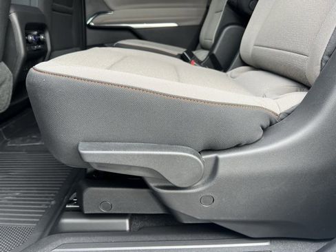 New 2026 Chevrolet Traverse LT w/ LPO, Floor Liner Package image 19