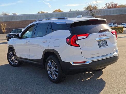 Used 2022 GMC Terrain SLT image 15