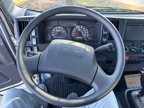 New 2024 Chevrolet Low Cab Forward image 8