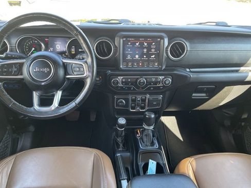 Used 2022 Jeep Wrangler Unlimited Sahara w/ Cold Weather Group image 3