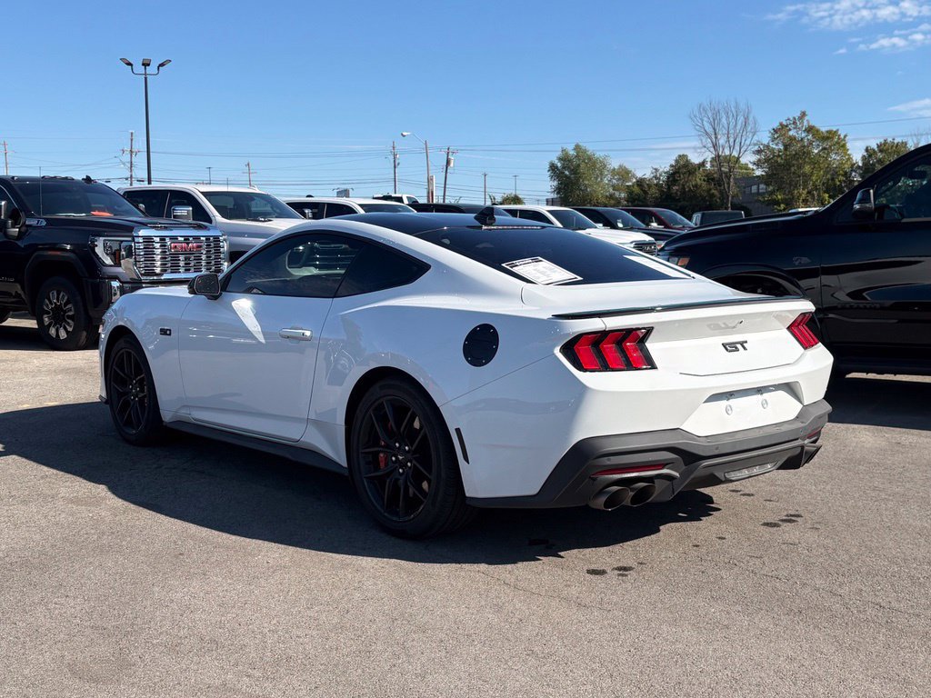 Used 2026 Ford Mustang GT w/ Mustang Nite Pony Package RWD image 5