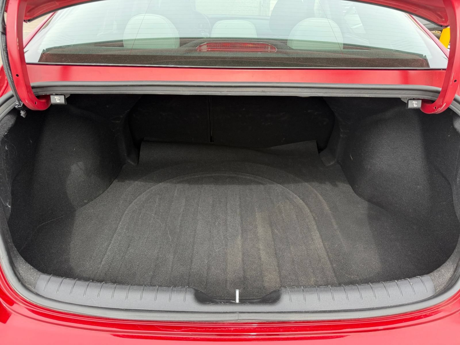 Used 2025 Hyundai Elantra Limited FWD image 32