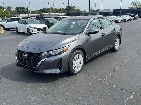New 2025 Nissan Sentra S image 8