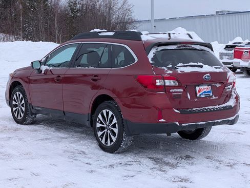 Used 2017 Subaru Outback 2.5i Limited image 5