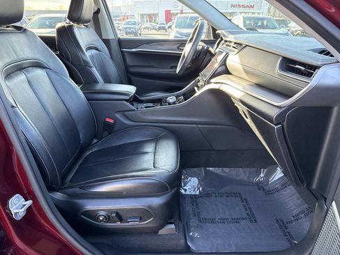 Used 2021 Jeep Grand Cherokee L Limited image 25