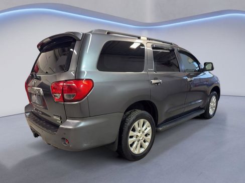 Used 2015 Toyota Sequoia Platinum image 6