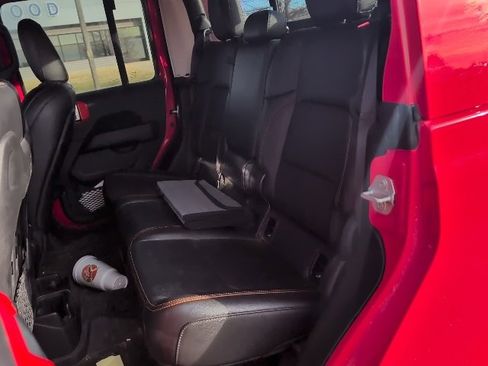 Used 2023 Jeep Gladiator Mojave w/ Cold Weather Group image 16