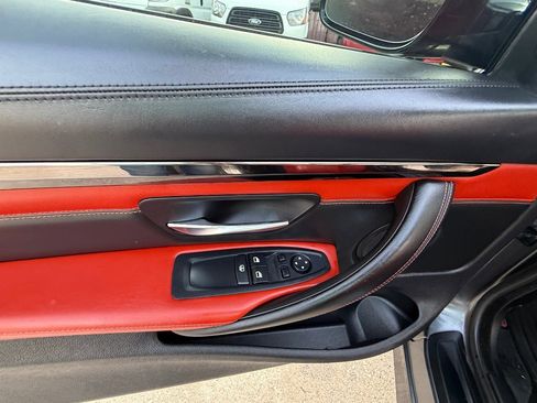 Used 2015 BMW M4 Coupe image 18