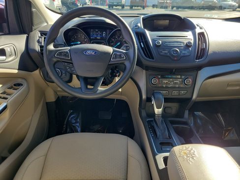 Used 2018 Ford Escape SE image 10