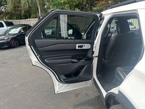 Used 2022 Ford Explorer ST w/ ST Street Pack AWD/4WD image 12