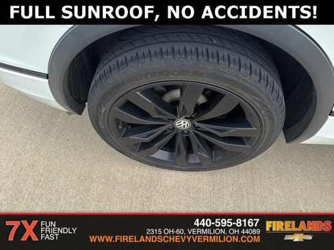 Used 2020 Volkswagen Tiguan SE R-Line image 41