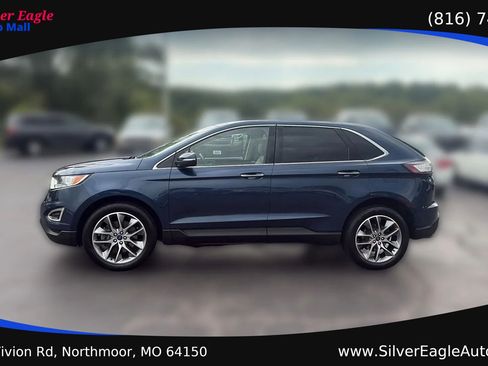Used 2017 Ford Edge Titanium w/ Equipment Group 301A AWD/4WD image 2