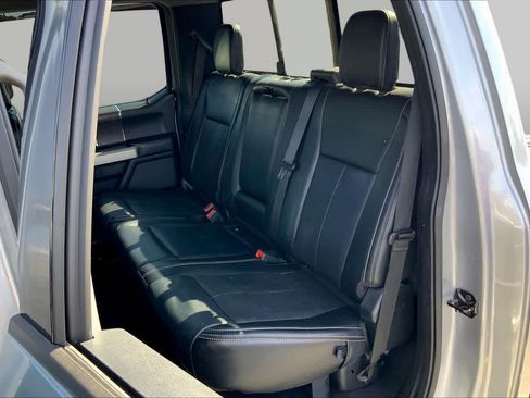 Used 2020 Ford F250 Lariat w/ Lariat Ultimate Package AWD/4WD image 19