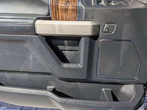 Used 2020 Ford F150 Lariat image 30