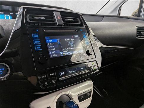 Used 2018 Toyota Prius One w/ Carpet Mat Package image 13