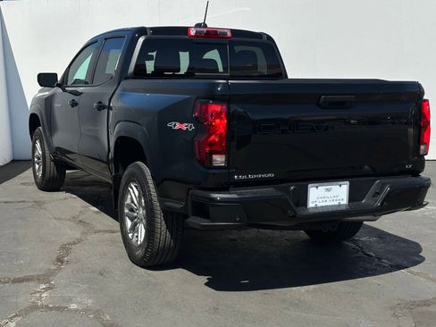 Used 2024 Chevrolet Colorado LT w/ LT Convenience Package II image 3