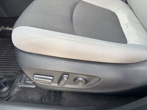 Used 2025 Toyota RAV4 XLE w/ Convenience Package image 14