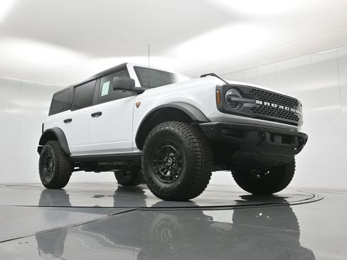 New 2026 Ford Bronco Badlands image 43