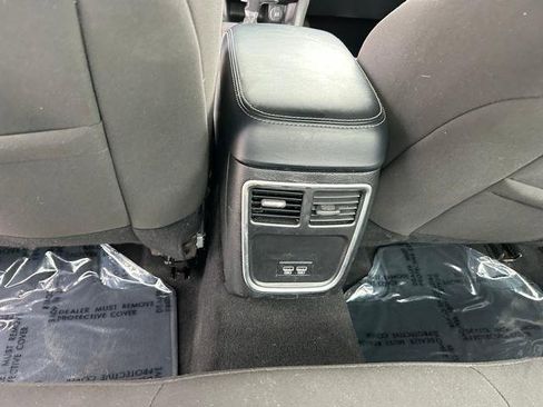 Used 2023 Dodge Charger SXT image 15