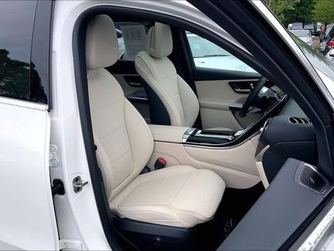 Used 2026 Mercedes-Benz GLC 300 4MATIC image 7