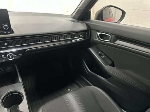 Used 2023 Honda Civic Sport image 13