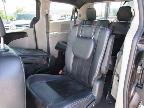 Used 2017 Dodge Grand Caravan SXT FWD image 26