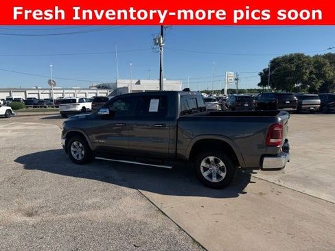Used 2022 RAM 1500 Laramie AWD/4WD image 5