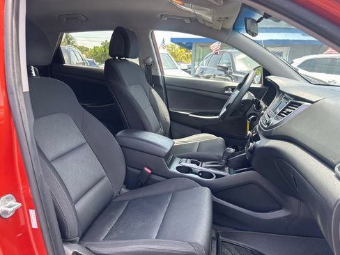 Used 2016 Hyundai Tucson SE w/ Option Group 02 AWD/4WD image 34