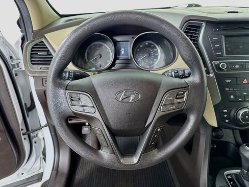 Used 2018 Hyundai Santa Fe Sport FWD image 11