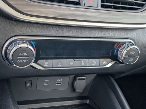 New 2026 Nissan Altima 2.5 SV FWD image 13