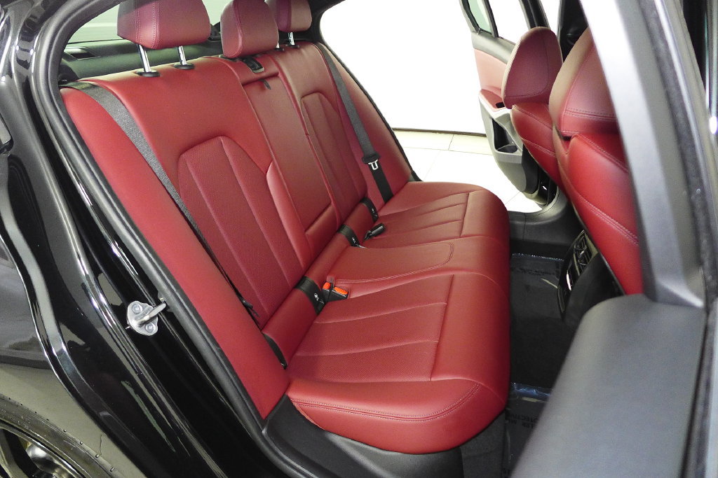 Used 2022 BMW M340i RWD image 20