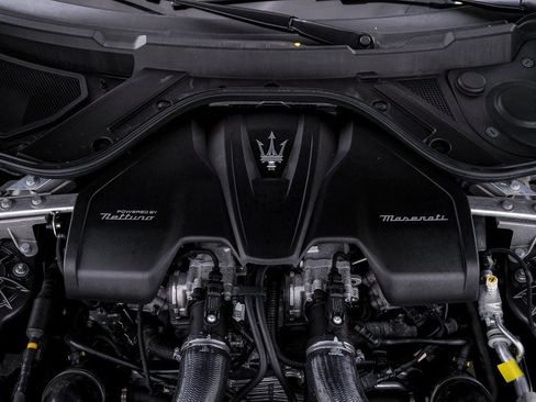 Certified 2024 Maserati GranTurismo Modena image 30