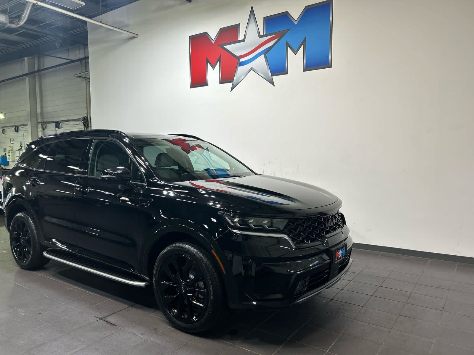 Used 2023 Kia Sorento SX AWD/4WD image 2